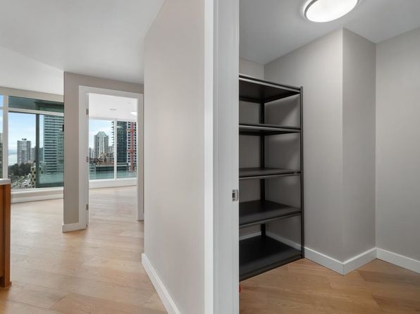 2 bedroom rental in Vancouver — photo 4