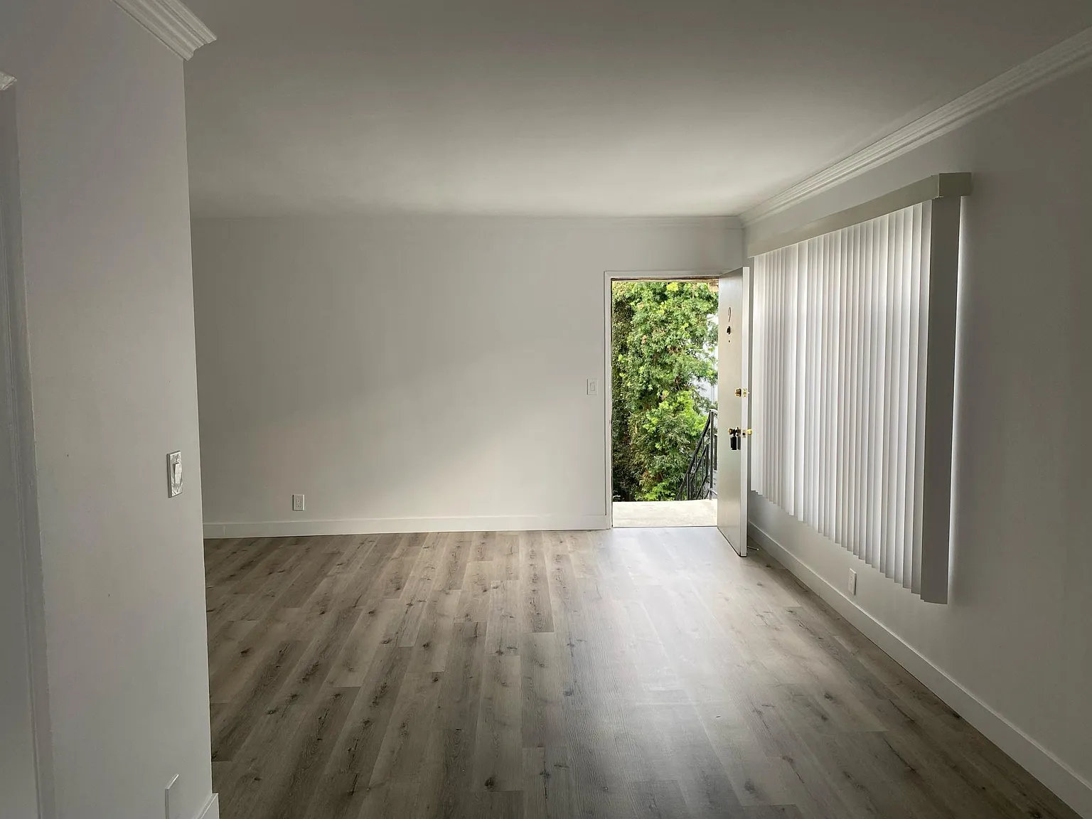 2 bed, $3,000 — Photo 3