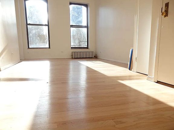 4th image of 415 W 47th St APT 5E