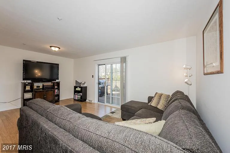 1237 Seron Ct — Photo 12