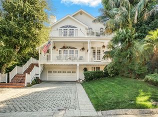 21024 Topochico Dr, Woodland Hills, CA 91364