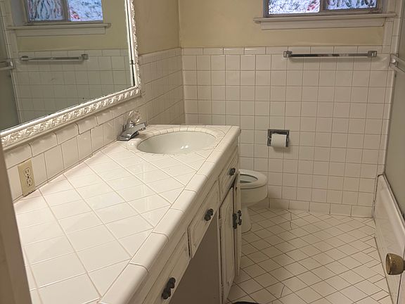 4th image of 8526 Baltimore Dr APT 101