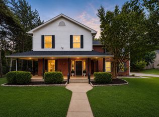 7030 Pecan Creek Cir, Midlothian, TX 76065