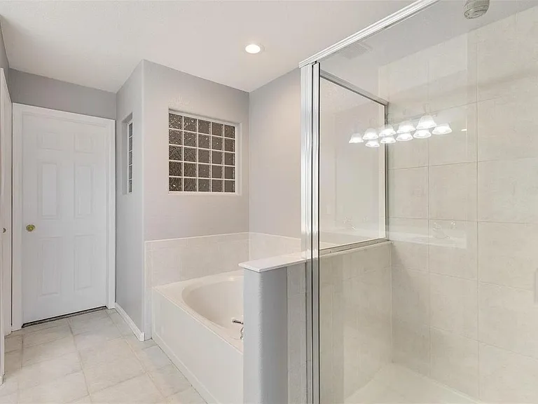 1477 S Dayton Ct — Photo 7