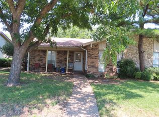 2113 Vail Dr, Garland, TX 75044