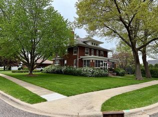 202 S 4th Ave, Morton, IL 61550