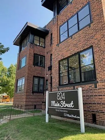 824 Main St #2C — Photo 1