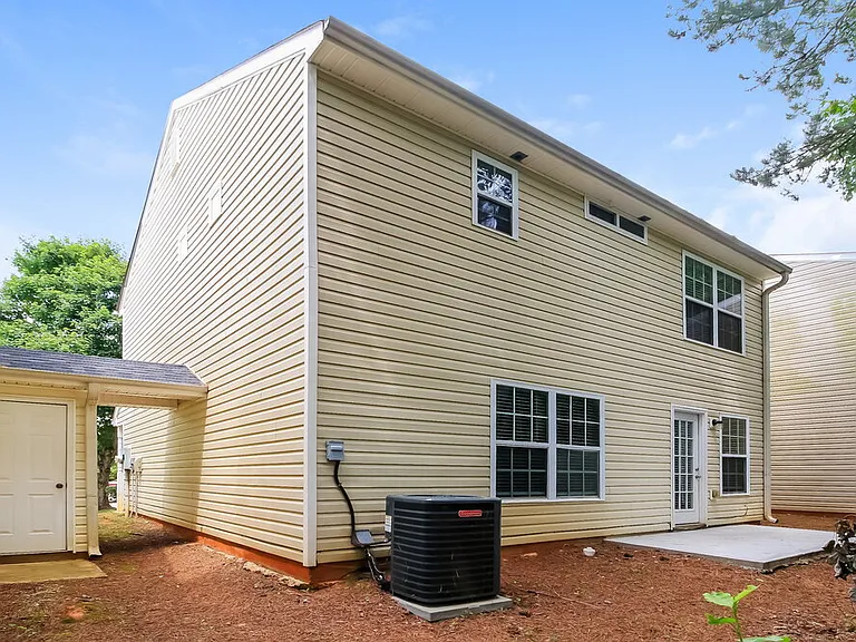 229 Lossie Ln — Photo 15