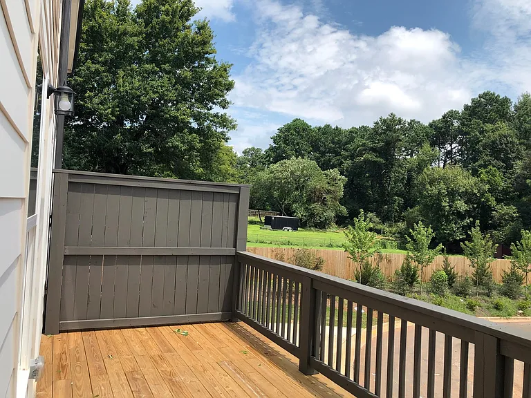 3792 Oxford Cir — Photo 4