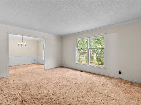 4th image of 4106 Ridgedale Dr
