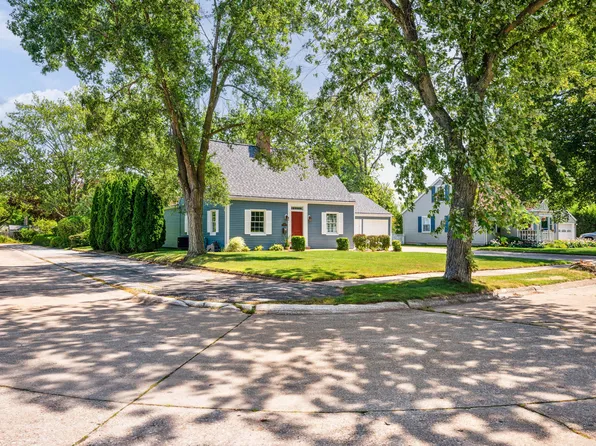 2307 Bryan St, Saint Joseph, MI 49085