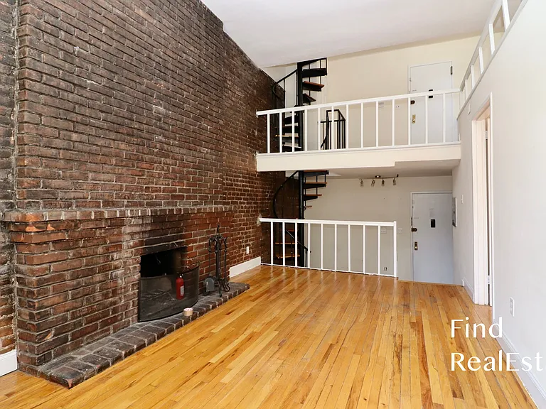 39 W 74th St #4A — Photo 2