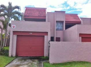 5732 NW 16th St, Lauderhill, FL 33313