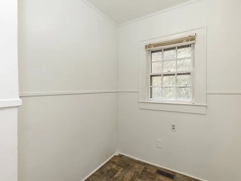 N Main St Duplex — Photo 15