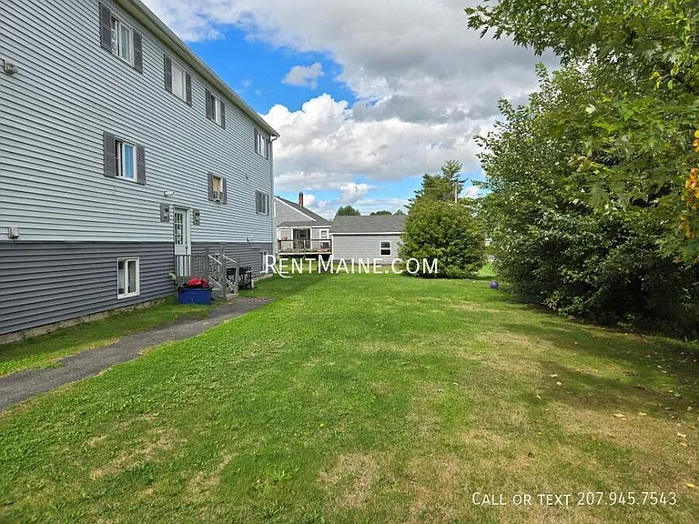 8 Hillside Ln #4 — Photo 22