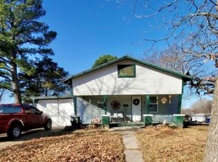 339 N 7th St, Seminole, OK 74868