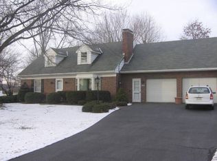 185 Doe Run Rd, Manheim, PA 17545