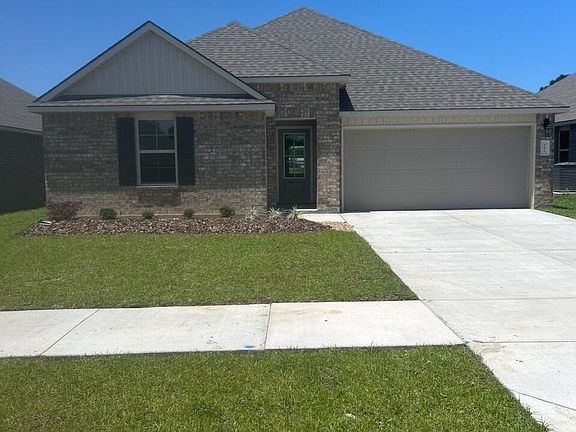 2nd image of 202 Chestnut Oak Dr