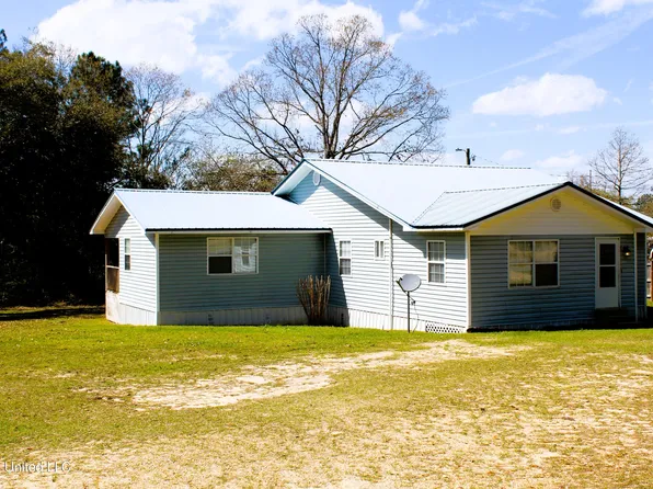 1244 Twin Creek Rd, Lucedale, MS 39452