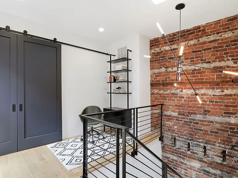 2608 E Broad St #2 — Photo 15