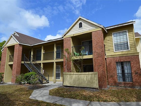 2nd image of 8718 Mallard Reserve Dr Unit 104