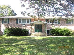 221 S Small Ave APT 1N, Kankakee, IL 60901