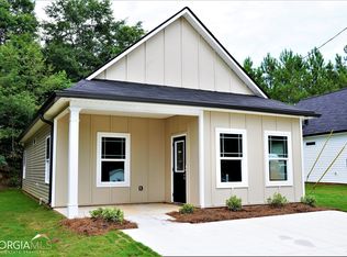 105 Chalfont Cir, Carrollton, GA 30117