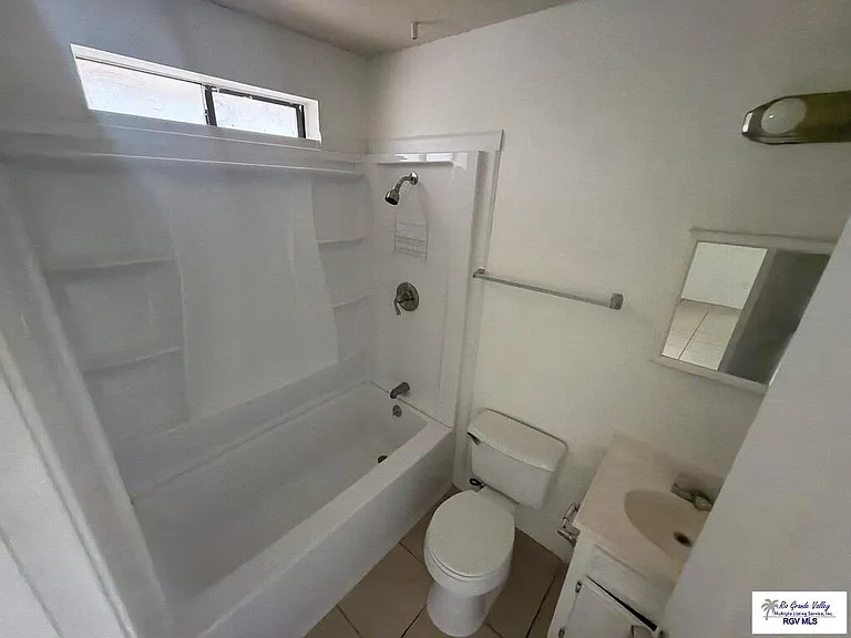 7202 El Lago Dr — Photo 10