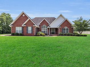 110 Vixenhill Dr, Jesup, GA 31546