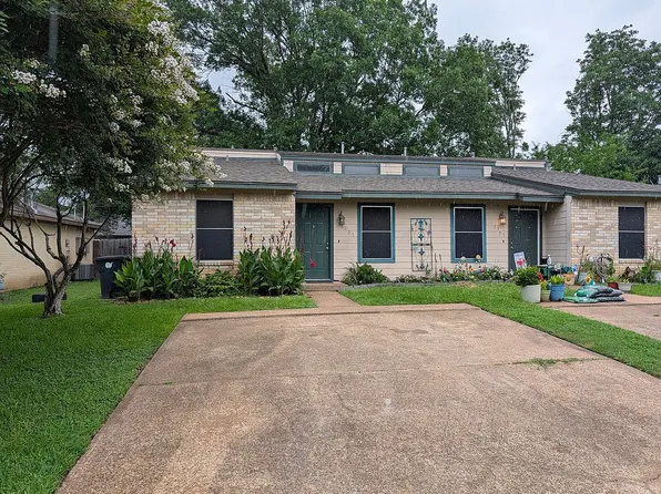 3725 Bluestem Cir, College Station, TX 77845