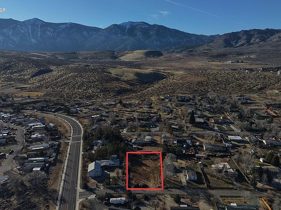 4th image of 3455 Carnelian Way