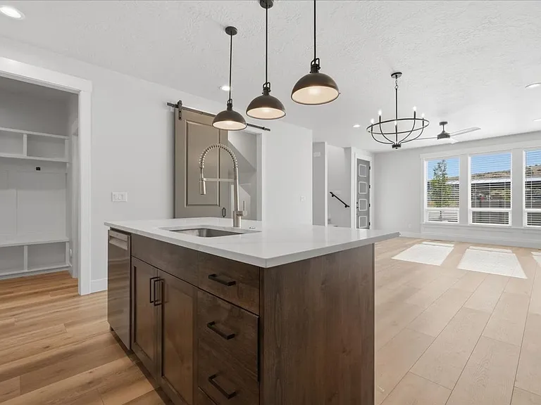 6252 N Holly Springs Ln — Photo 13