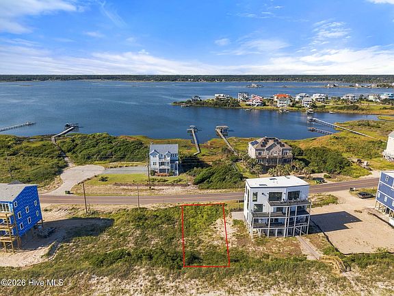 3rd image of 676 New River Inlet Road
