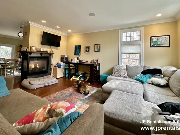 90 Glen Rd #Co, Jamaica Plain, MA 02130