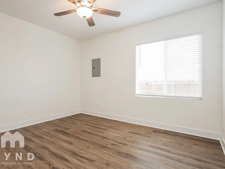 5796 E Bristol Cir #5796-BEL — Photo 9