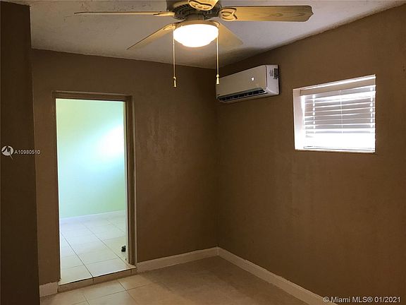 4th image of 4920 NW 178th Ter #0