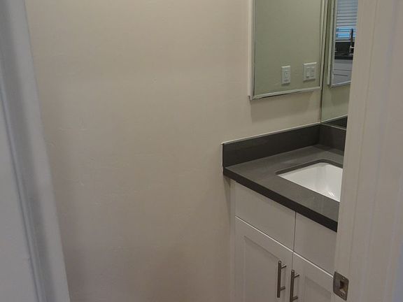 5th image of 4651 Idaho St #1