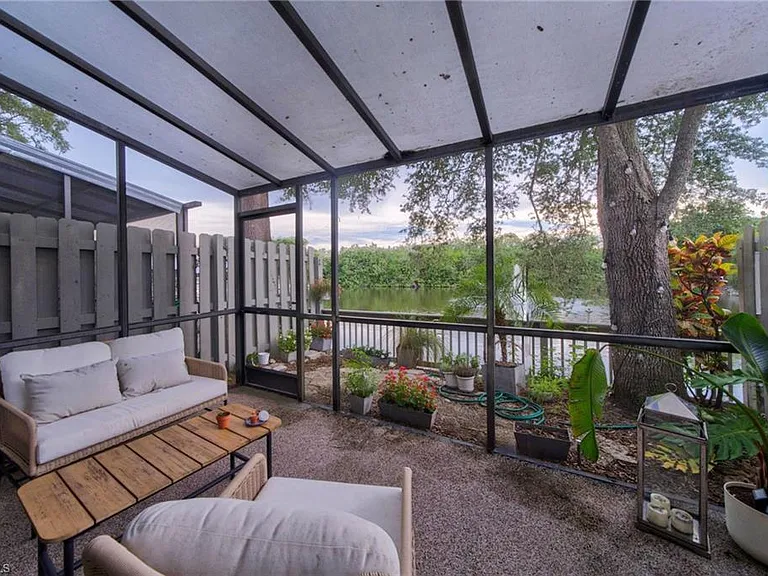 823 Meadowland Dr #D — Photo 10