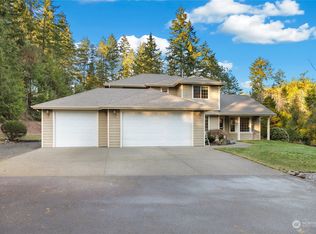 381 SW Ragle Ct, Pt Orchard, WA 98367