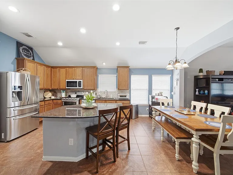 4910 Ivory Meadows Ln — Photo 9