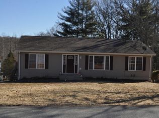 25 Brush Dr, East Stroudsburg, PA 18302