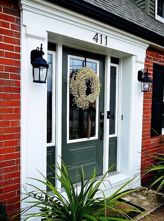 1st image of 411 Royal Ave