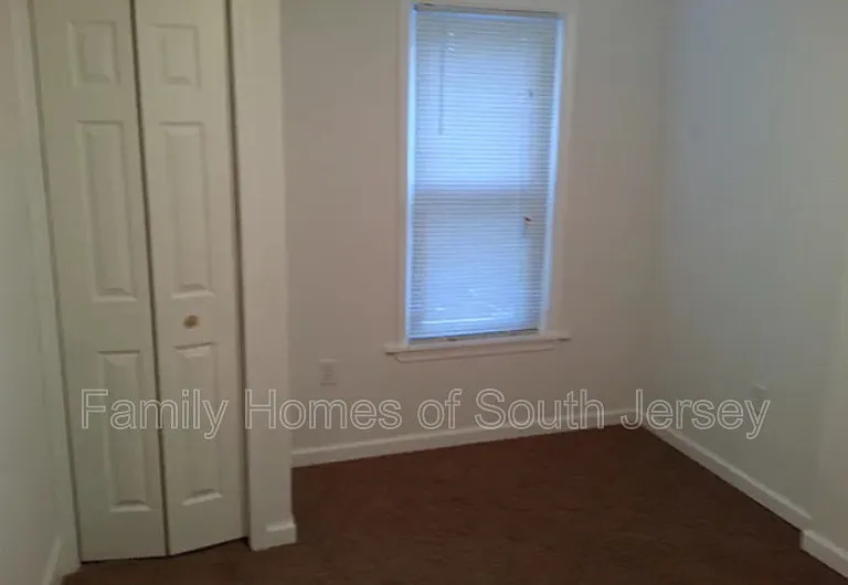 810 N Church St — Photo 4