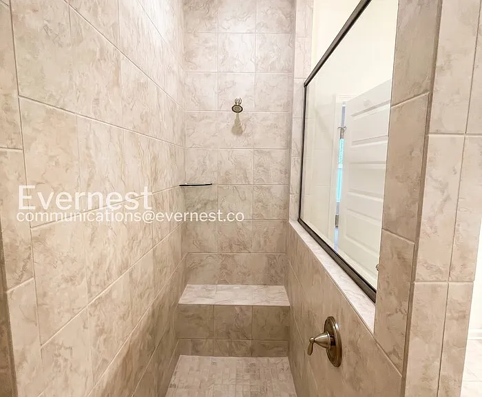 806 Sunset View Dr — Photo 9