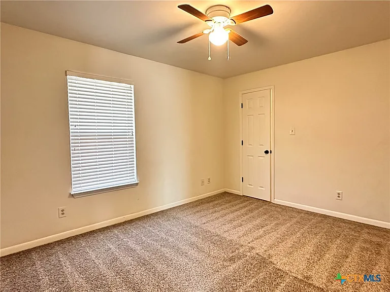 1501 Earle St — Photo 12