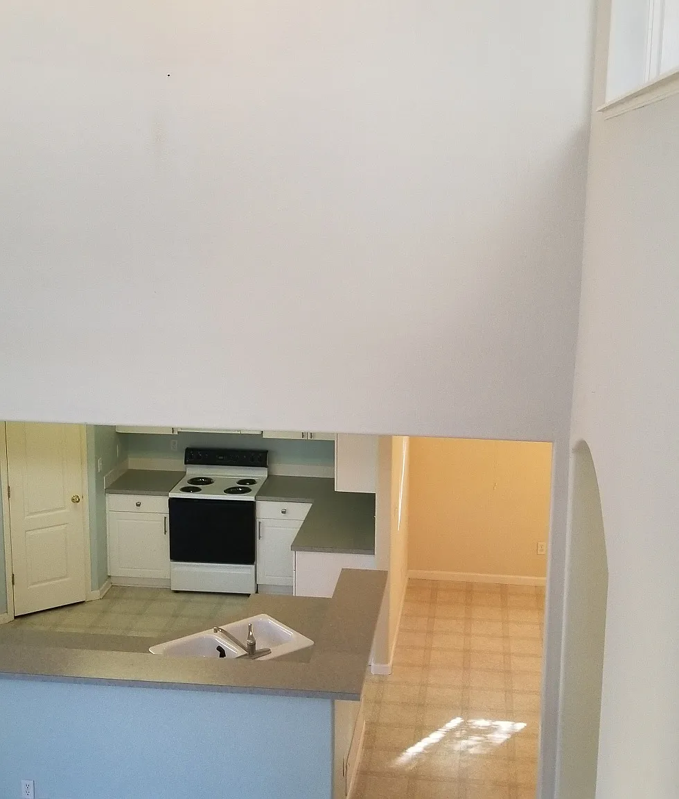4 bed, 2900 sqft, $3,400 — Photo 1