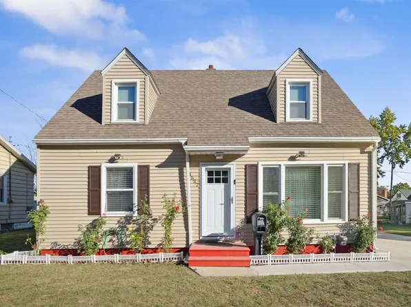 1527 Glenny Ave, Waterloo, IA 50702