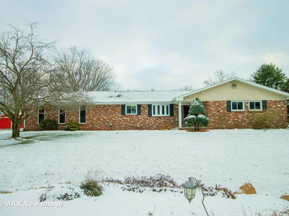 13433 S Seymour Rd, Montrose, MI 48457