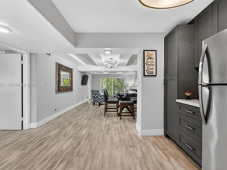 681 S Hollybrook Dr #310 — Photo 6