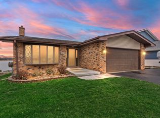 3400 W Lakeshore Dr, Crown Point, IN 46307
